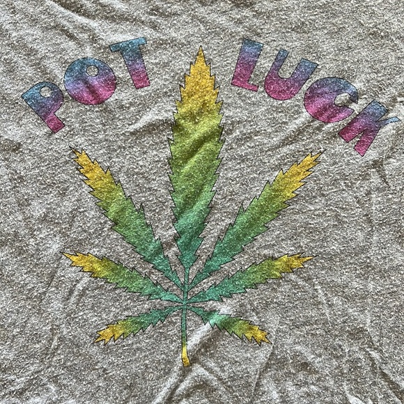 Daydreamer Pot Luck Crop Top - Picture 2 of 4